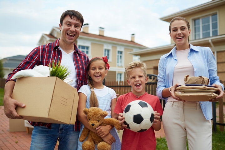 The New Place: 6 Parenting Tips for Moving with Kids