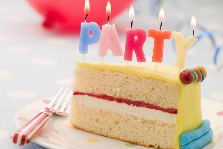 70th Birthday Party Ideas: 7 Best Ways to Celebrate 70 Years Old