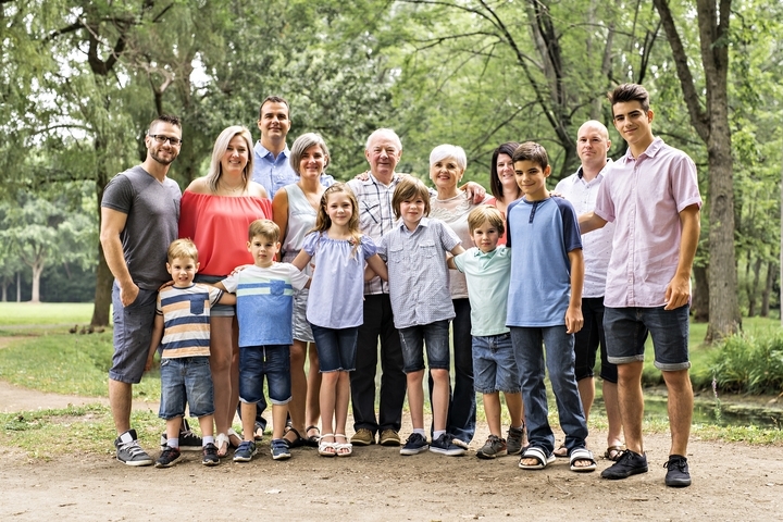 Family Reunion: 7 Steps on How to Find a Long Lost Relative