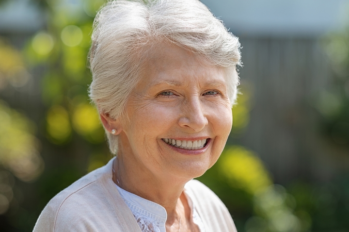 Silver Foxes: 11 Best Hairstyles for Older Women