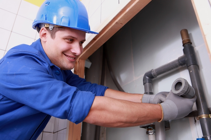 The Four Factors to Consider When Choosing a Plumber
